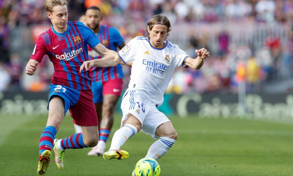 Luka Modrić vs. Frenkie De Jong