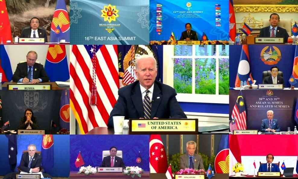 Joe Biden na video samitu Istočne Azije