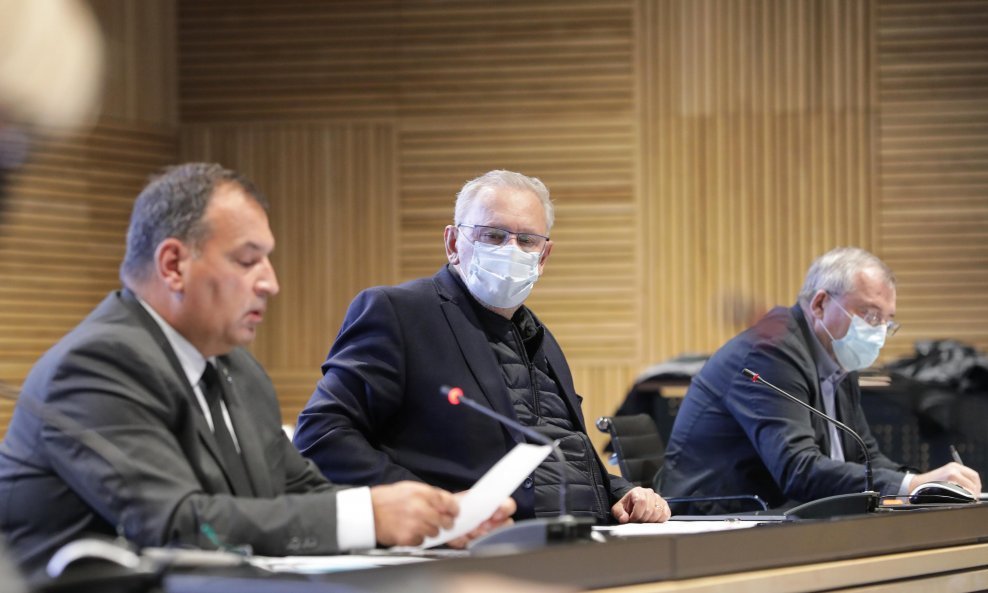 Vili Beroš, Davor Božinović i Krunoslav Capak na konferenciji za medije Stožera civilne zaštite