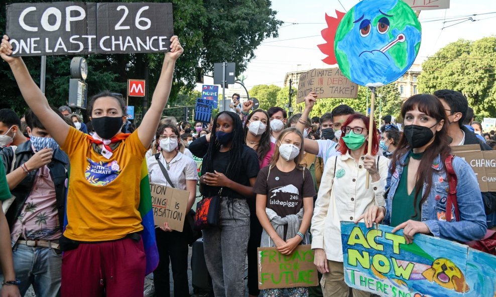 Vanessa Nakate, Greta Thunberg