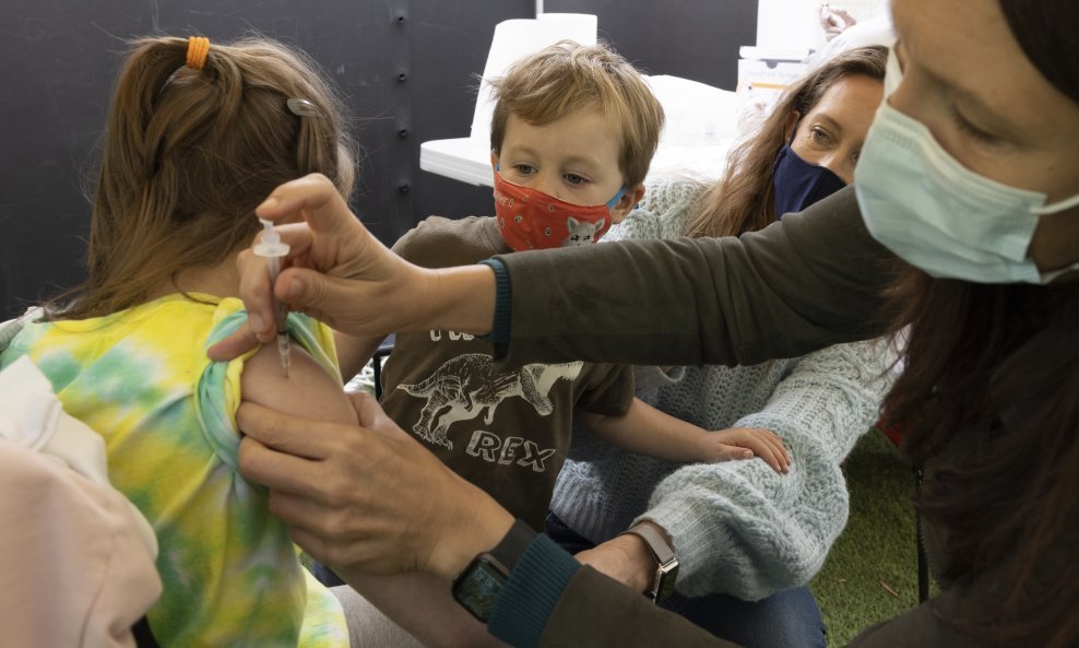 Cijepljenje djece Pfizerovim cjepivom, ilustrativna fotografija