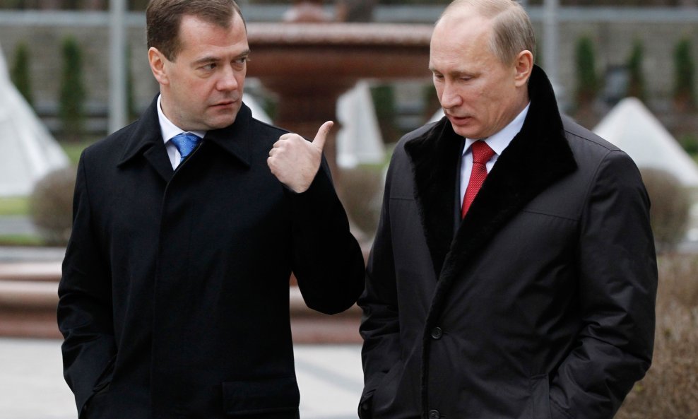 vladimir putin dmitrij medvedev