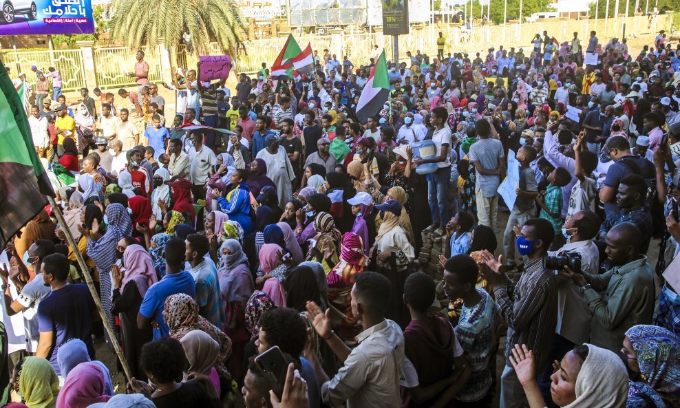 Prosvjedi u Kartumu, Sudan