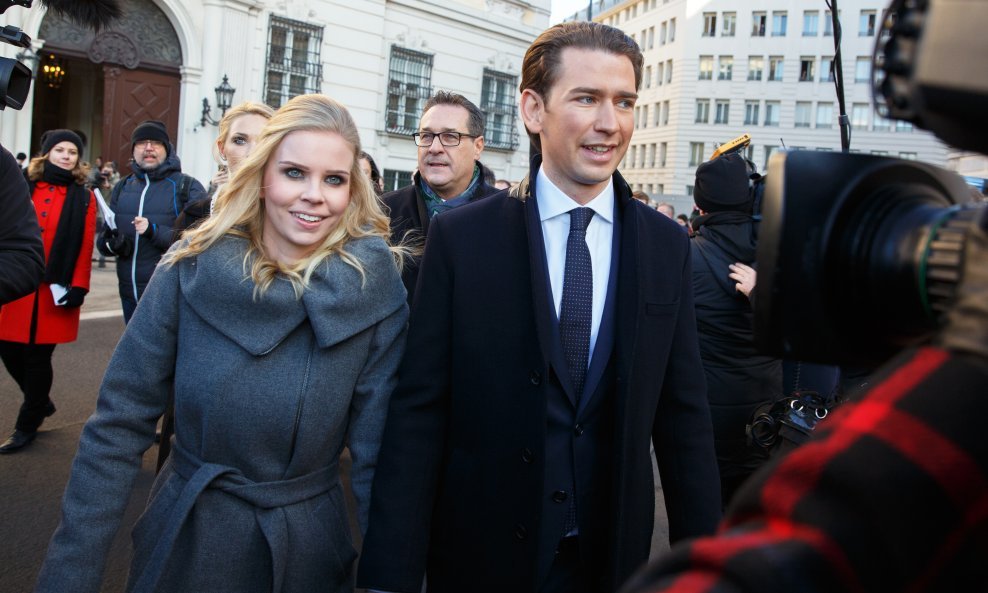 Sebastian Kurz s partnericom Susanne Thier