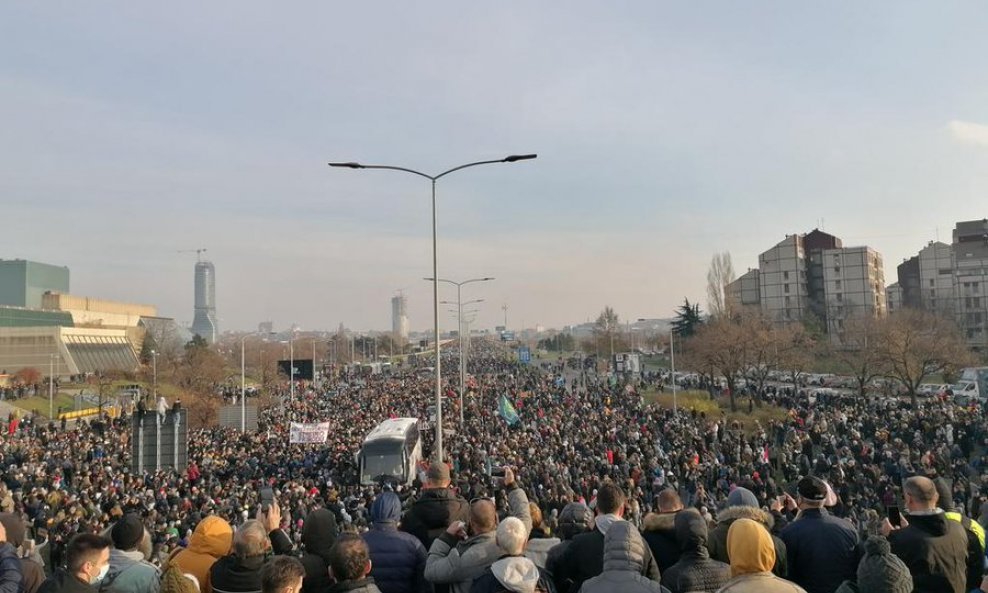 Prosvjednici blokirali autocestu u Beogradu