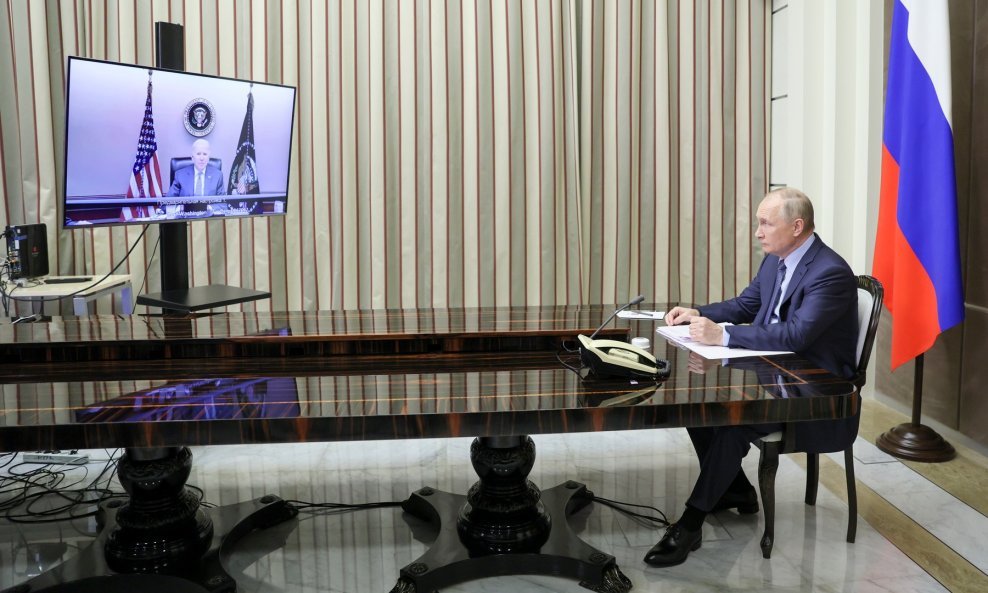 Virtualni sastanak Joe Bidena i Vladimira Putina