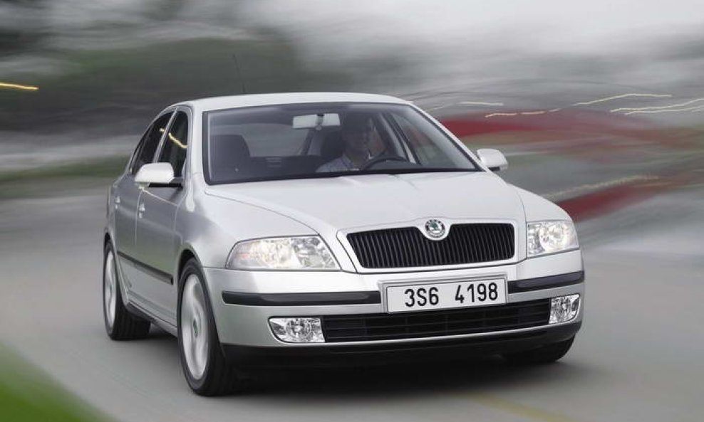 skoda-octavia-2005-9