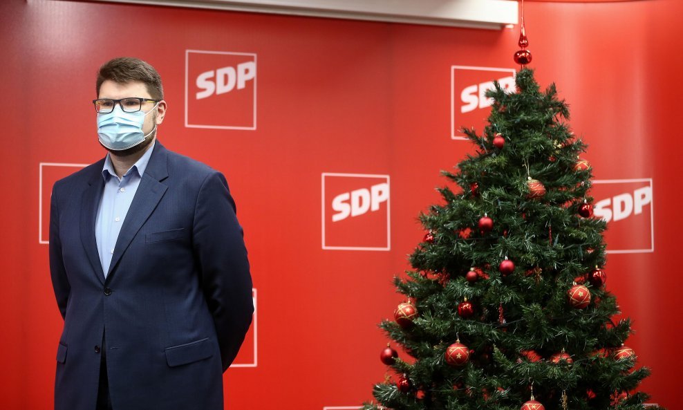 Peđa Grbin u izjavi novinarima nakon online sjednice Glavnog odbora SDP-a
