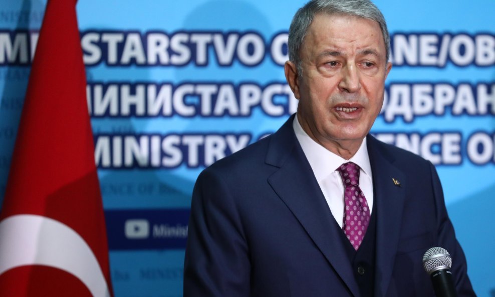 Hulusi Akar