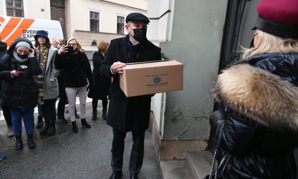 Roditelji odgojitelji s Ivicom Lovrićem predali podnesak na Visoki upravni sud