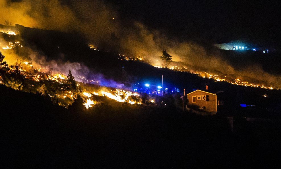 Požar kod Lokve Rogoznice