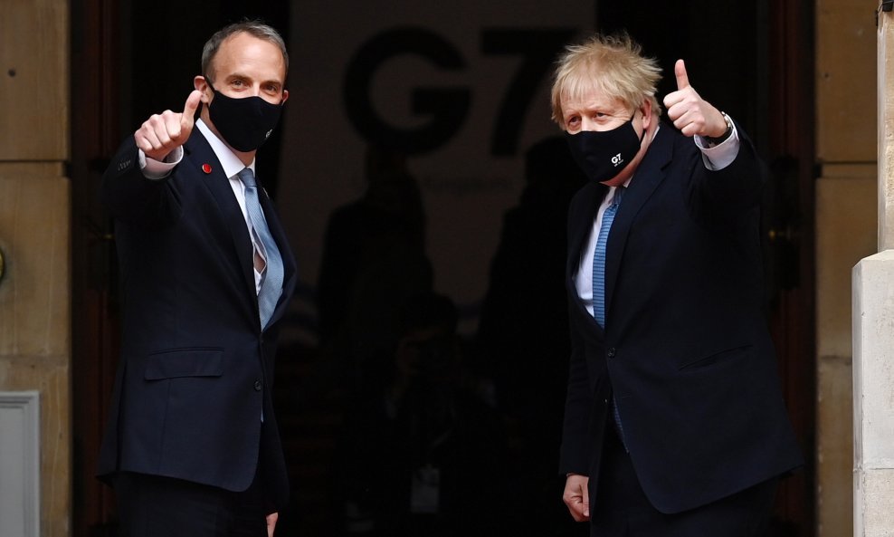 Dominic Raab i Boris Johnson