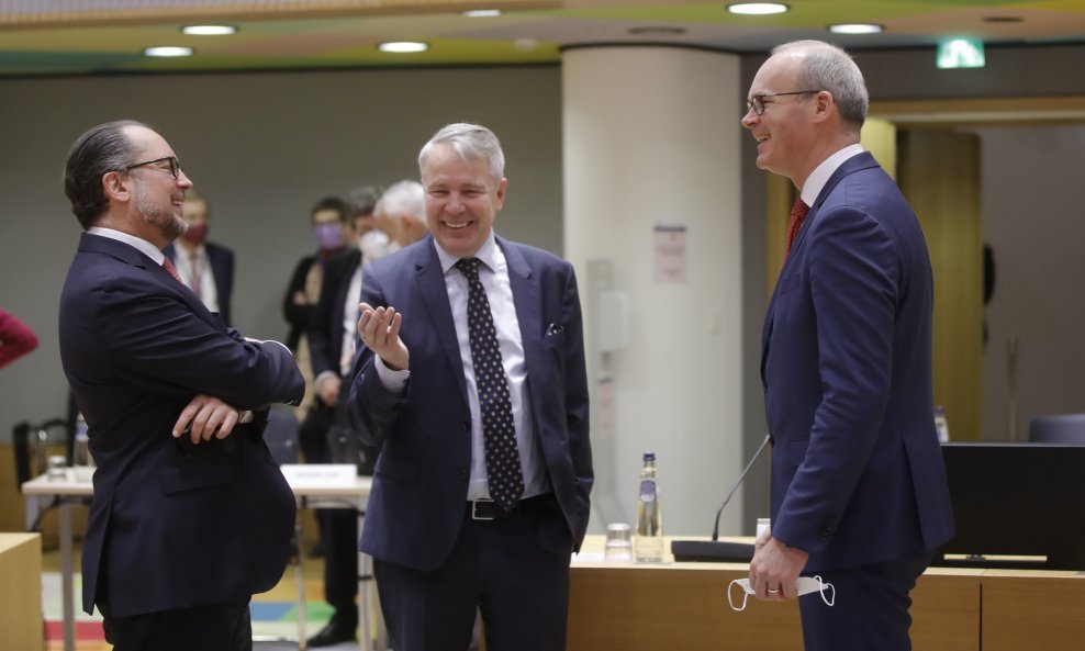 Alexander Schallenberg, Pekka Haavisto i Simon Coveney