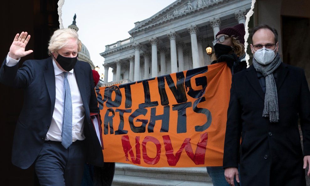 Boris Johnson, Zvonimir Frka Petešić