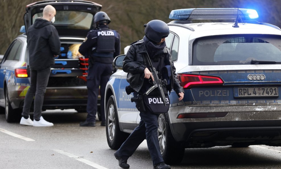 Njemačka policija na mjestu ubojstva dvoje kolega
