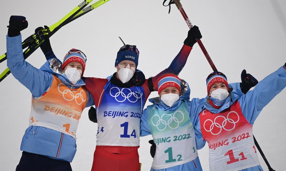 Johannes Thingnes Boe, Tiril Eckhoff, Tarjei Boe i Marte Olsbu Roeiseland