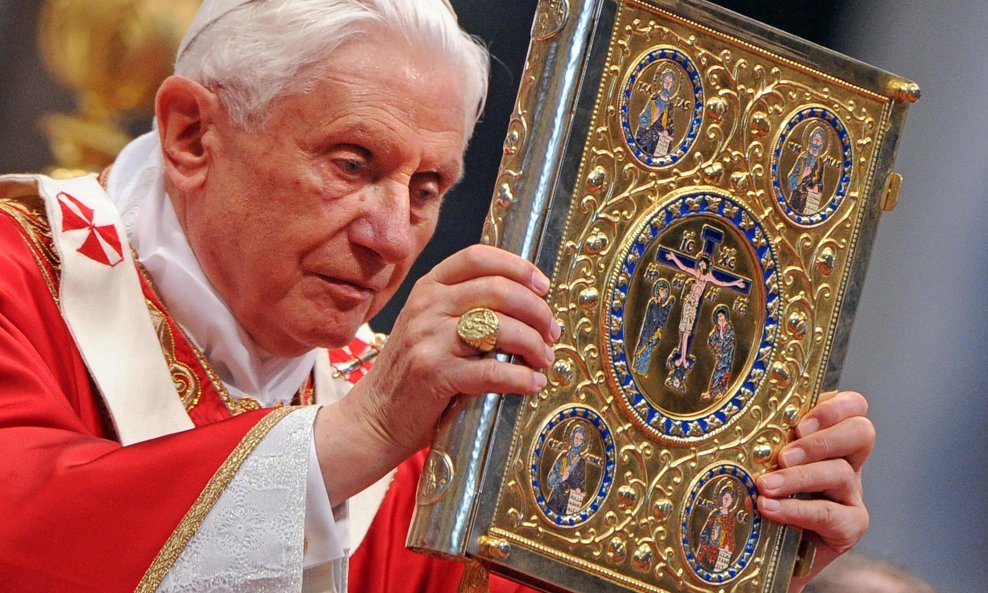 Papa Benedikt XVI.