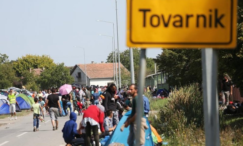 Izbjeglice koje uđu u Hrvatsku prvo su smješteni u Tovarniku
