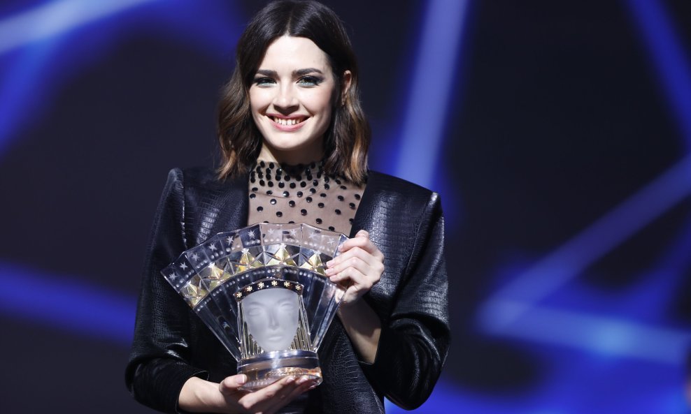 Mia Dimšić