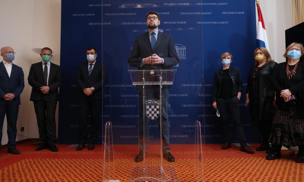 Saborska oporba na konferenciji za medije