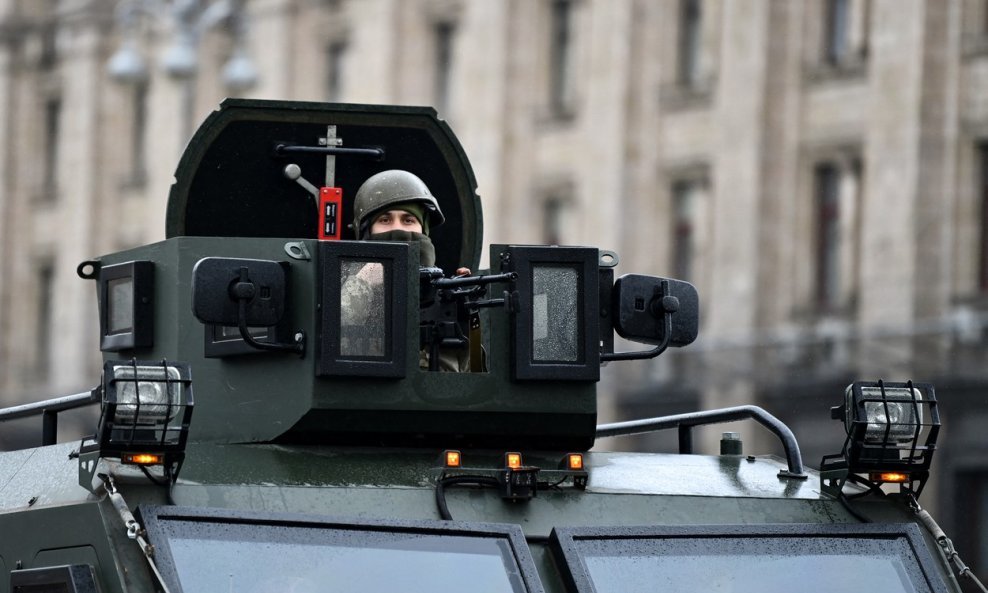 Ukrajinska vojska na ulicama Kijeva