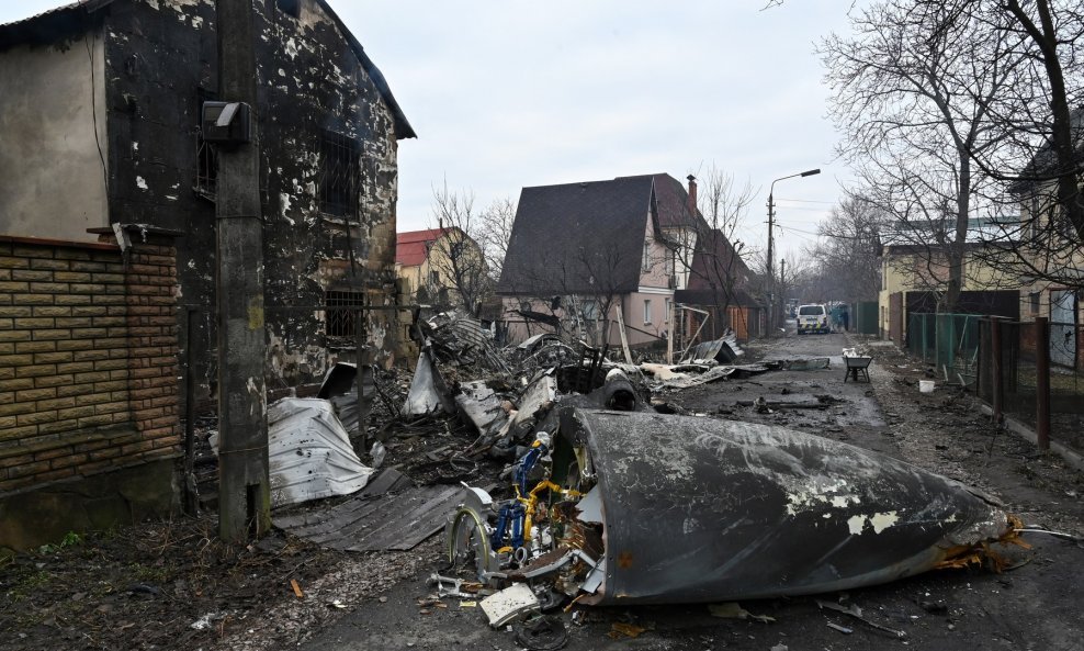 Ostaci srušenog zrakoplova u Kijevu