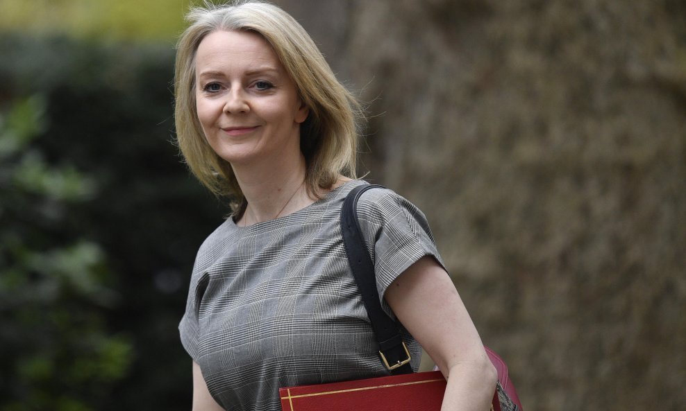 Lizz Truss