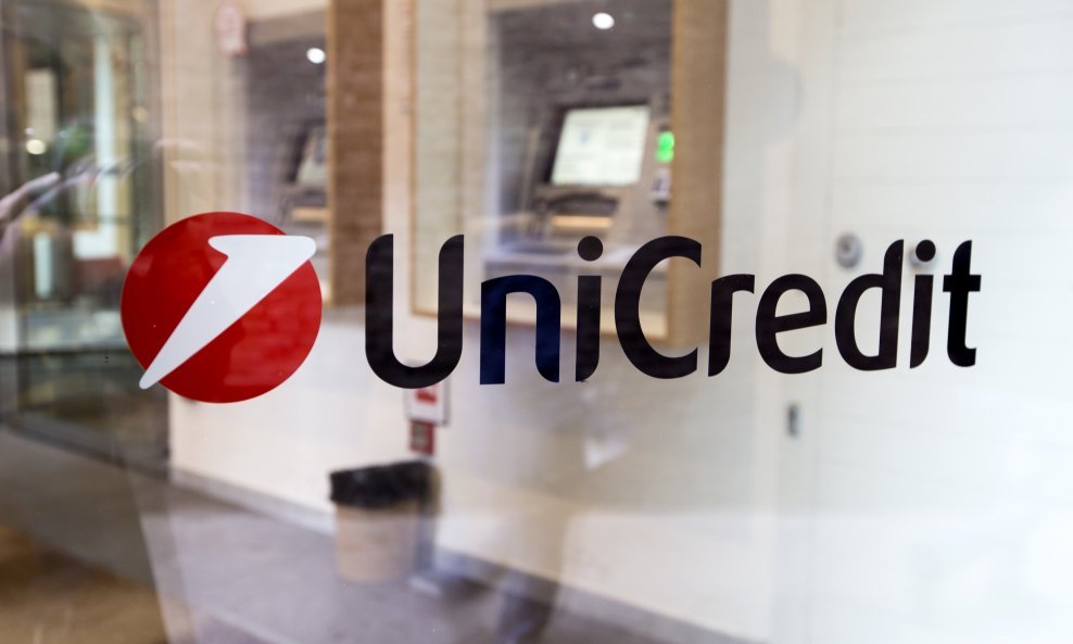 UniCredit