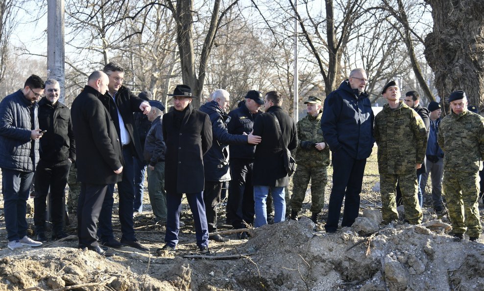 Državni vrh na mjestu pada letjelice