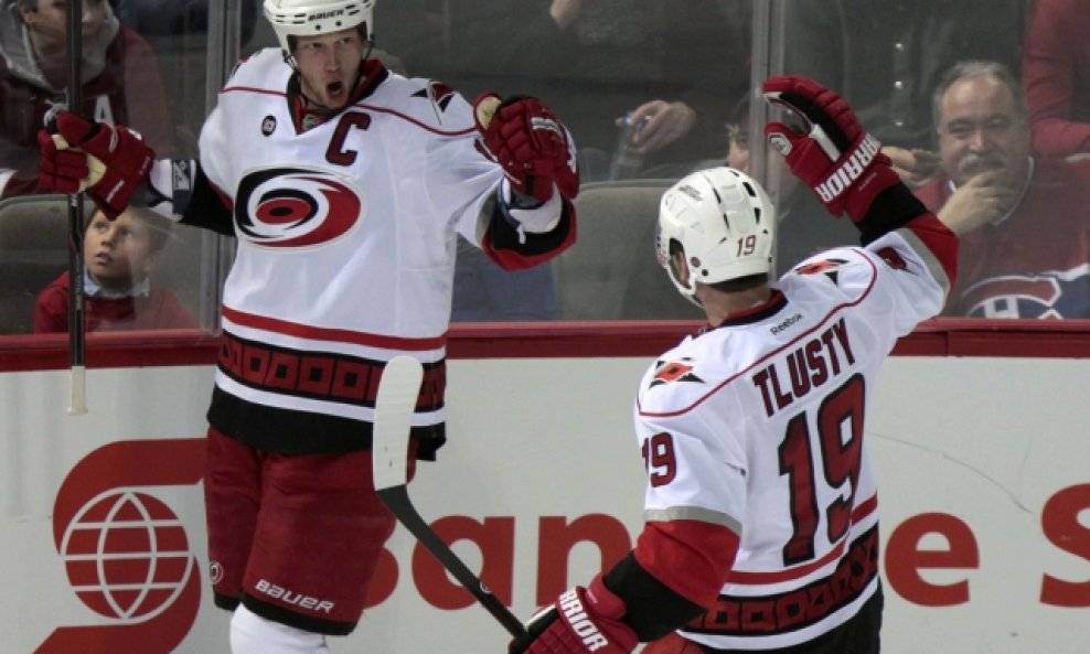 Eric Staal i Jiri Tlusty