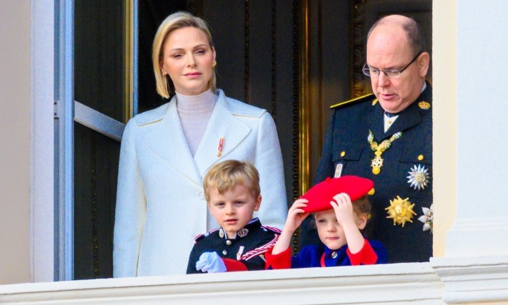 Princeza Charlene i princ Albert s djecom