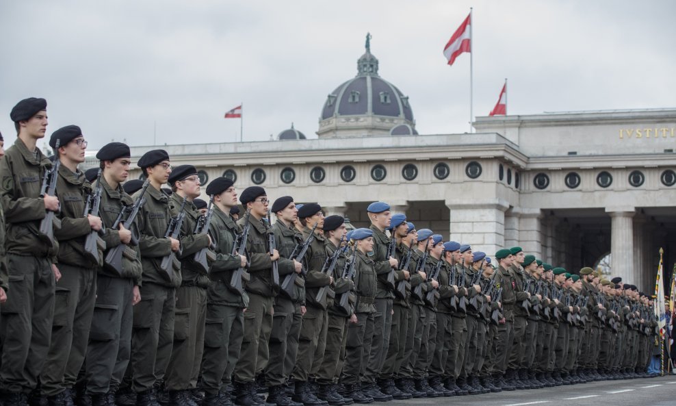 Austrijska vojska