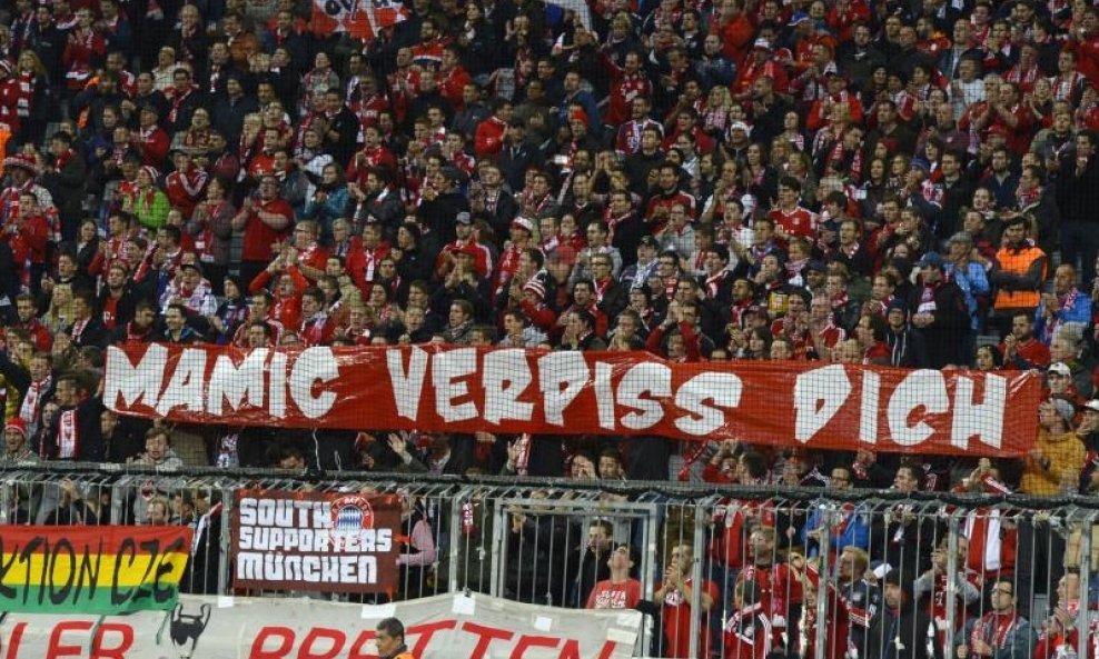 Poruka Bayernovih navijača Mamiću