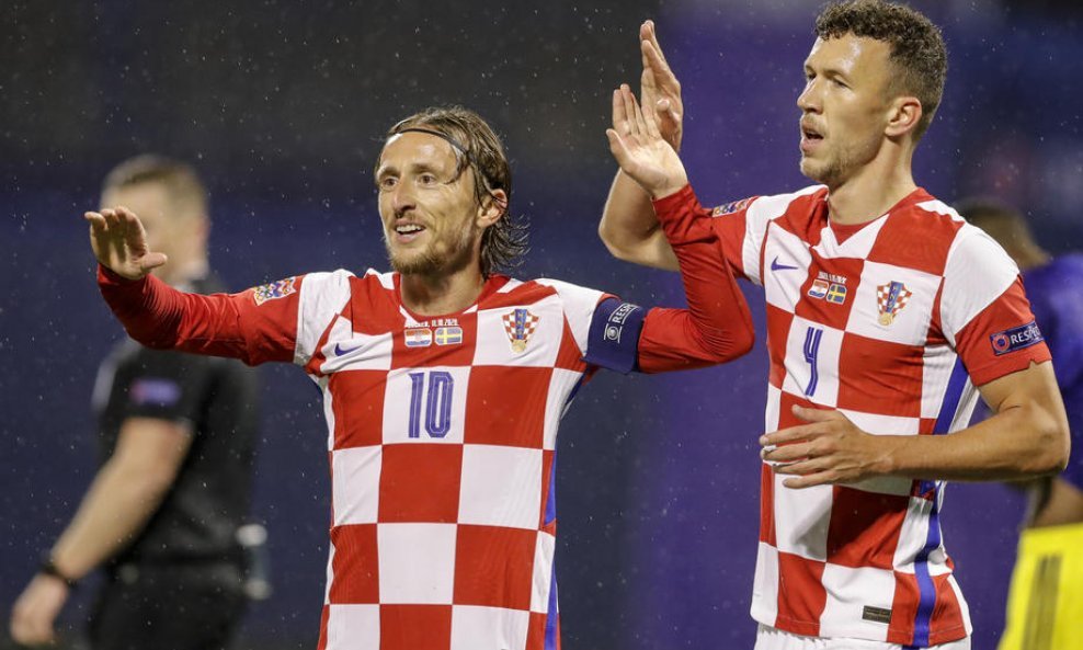 Luka Modrić i Ivan Perišić