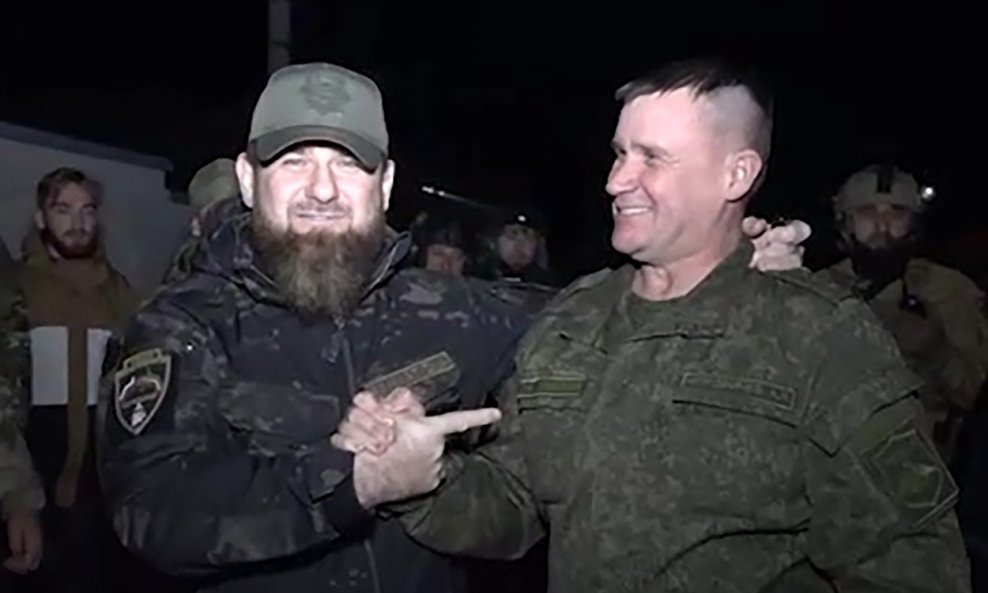 Ramzan Kadirov i ruski zapovjednik Andrej Mordvičev u Mariupolju