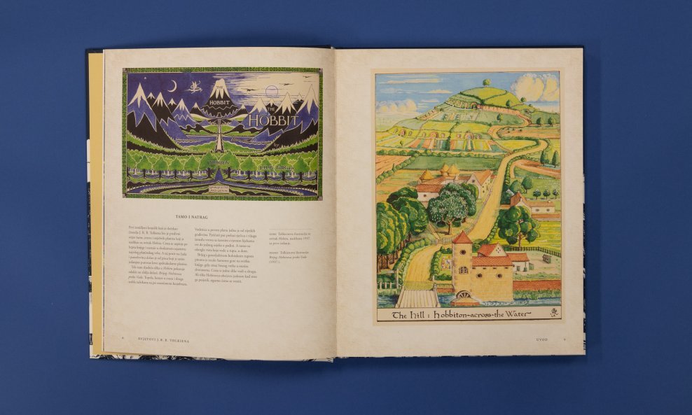 Lijevo: Tolkienova ilustracija za ovitak Hobita, naslikana 1937. za prvo izdanje. Copyright: Bodleian Library, University of Oxford MS. Tolkien Drawings 32 / © The Tolkien Estate Limited. Desno: Tolkienova ilustracija Brijeg: Hobitovac preko Vode (1937.). Copyright: Bodleian Library, University of Oxford MS. Tolkien Drawings 26 / © The Tolkien Estate Limited