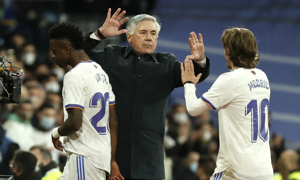 Carlo Ancelotti i Luka Modrić