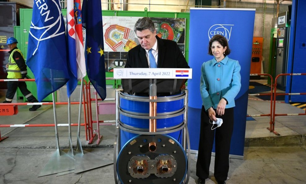 Zoran Milanović u CERN-u, Švicarska