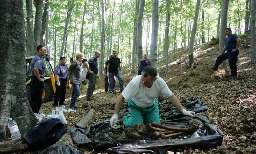 ekshumacija obernjak partizanski zločin