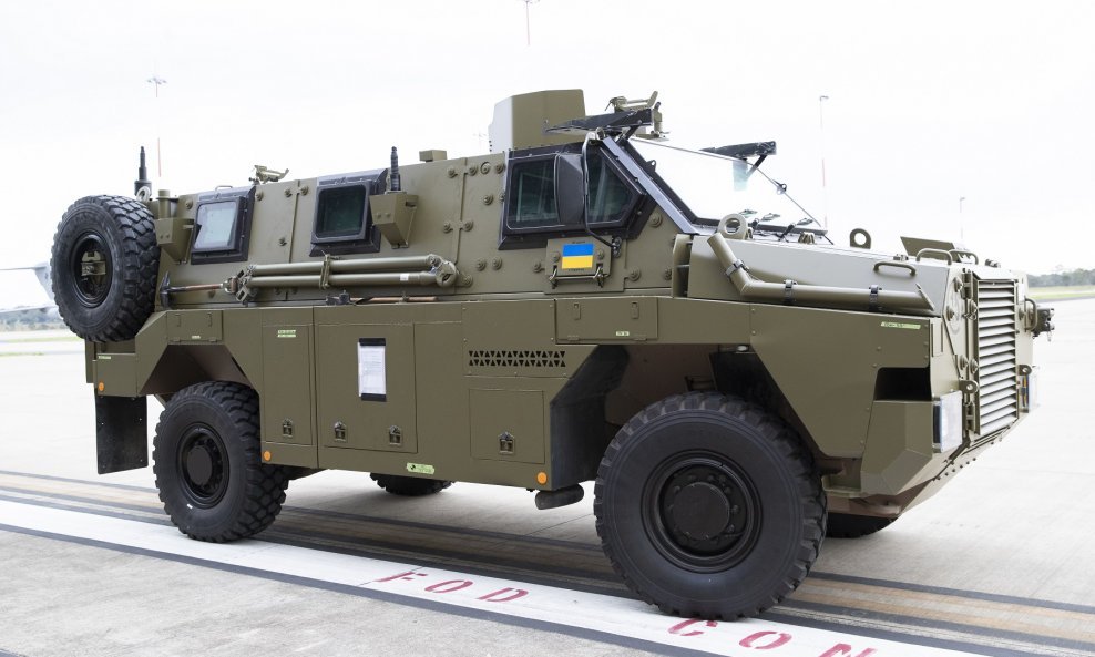 Australija donirala Ukrajini 20 oklopljenih vozila Bushmaster
