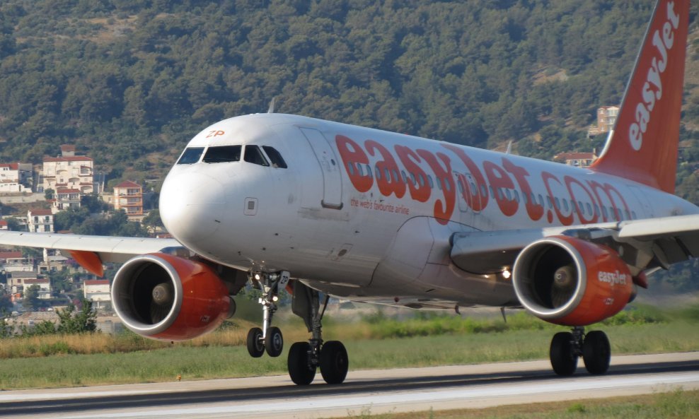 Avion easyJet-a