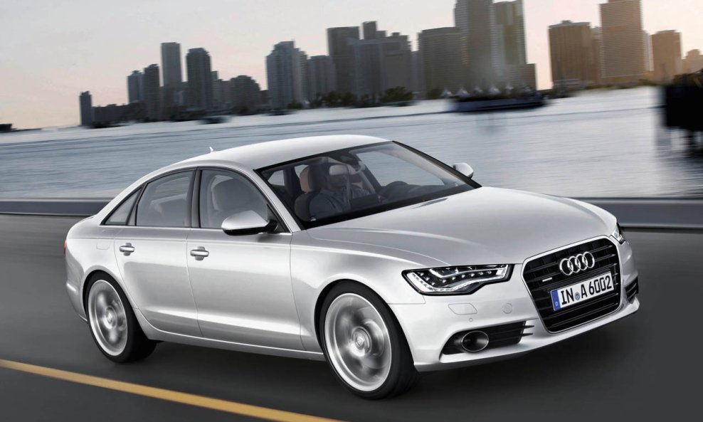 25-2012-audi-a6
