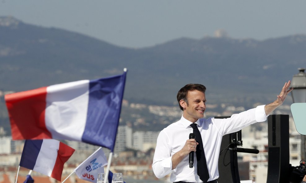 Emmanuel Macron na skupu u Marseilleu