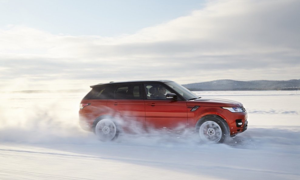 2014-Range-Rover-Sport-42[2]