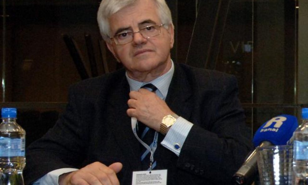 Damir Vrhovnik