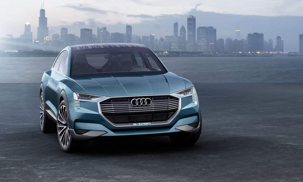 Audi E-Tron Quattro  (2)