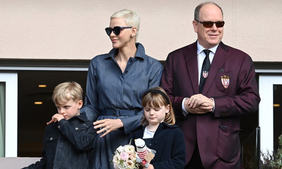 Princeza Charlene i princ Albert s djecom