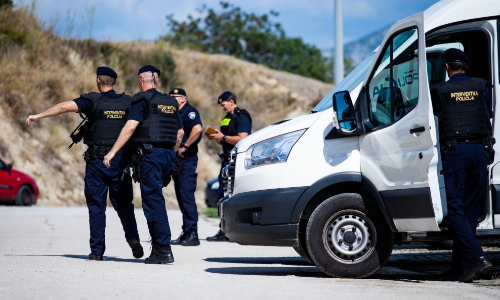 Policija u potrazi za odbjeglim Branimirom Ćaletom