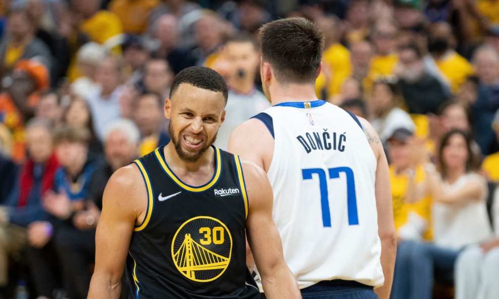 Stephen Curry i Luka Dončić