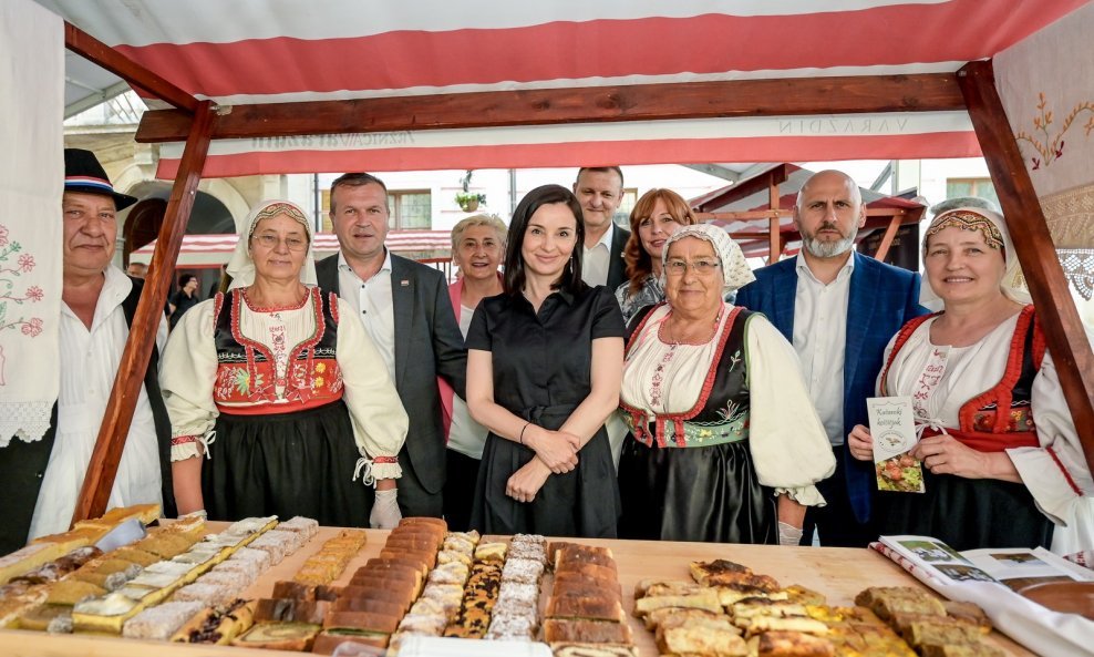 Ministrica Vučković je u subotu bila u Varaždinu na izložbi bučina ulja